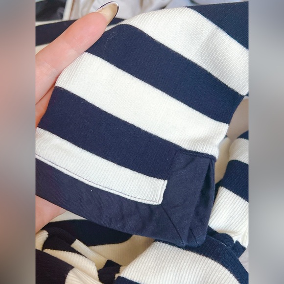 Talbots XL top Delfina stripe navy white long sleeve knit jersey 
V neck button - Picture 10 of 12